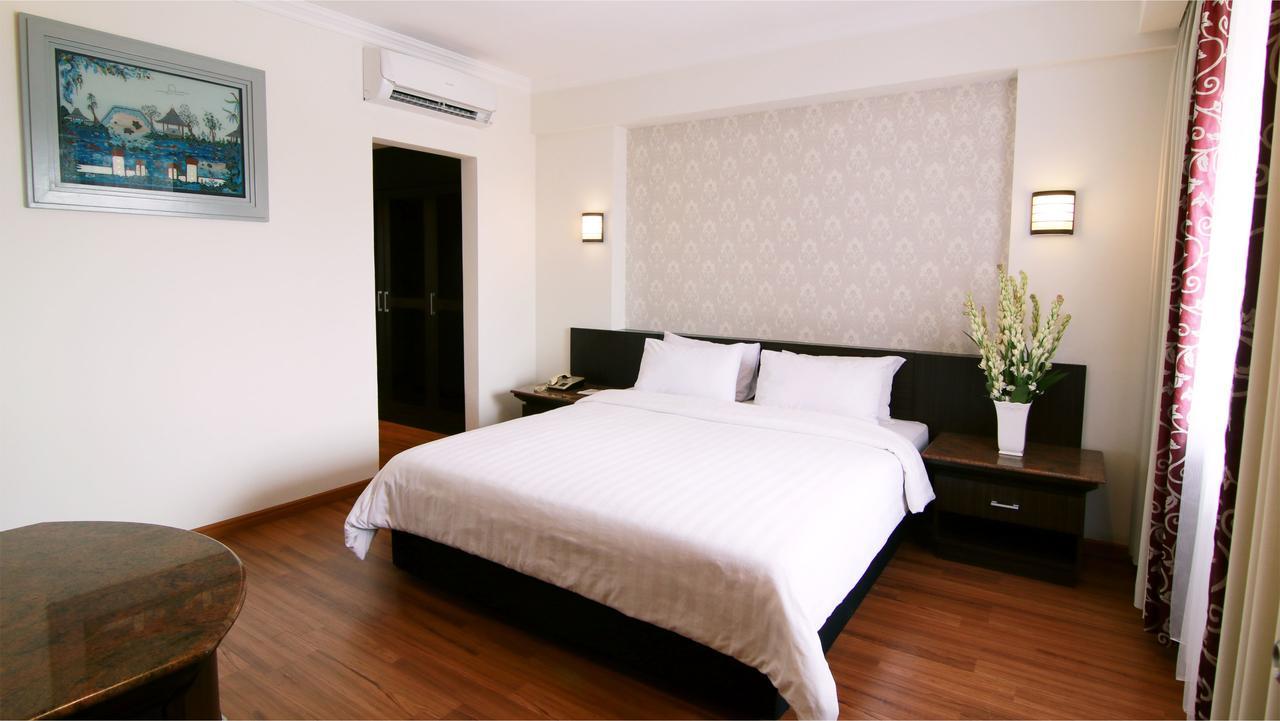 Bentani Hotel & Residence Cirebon Exterior foto